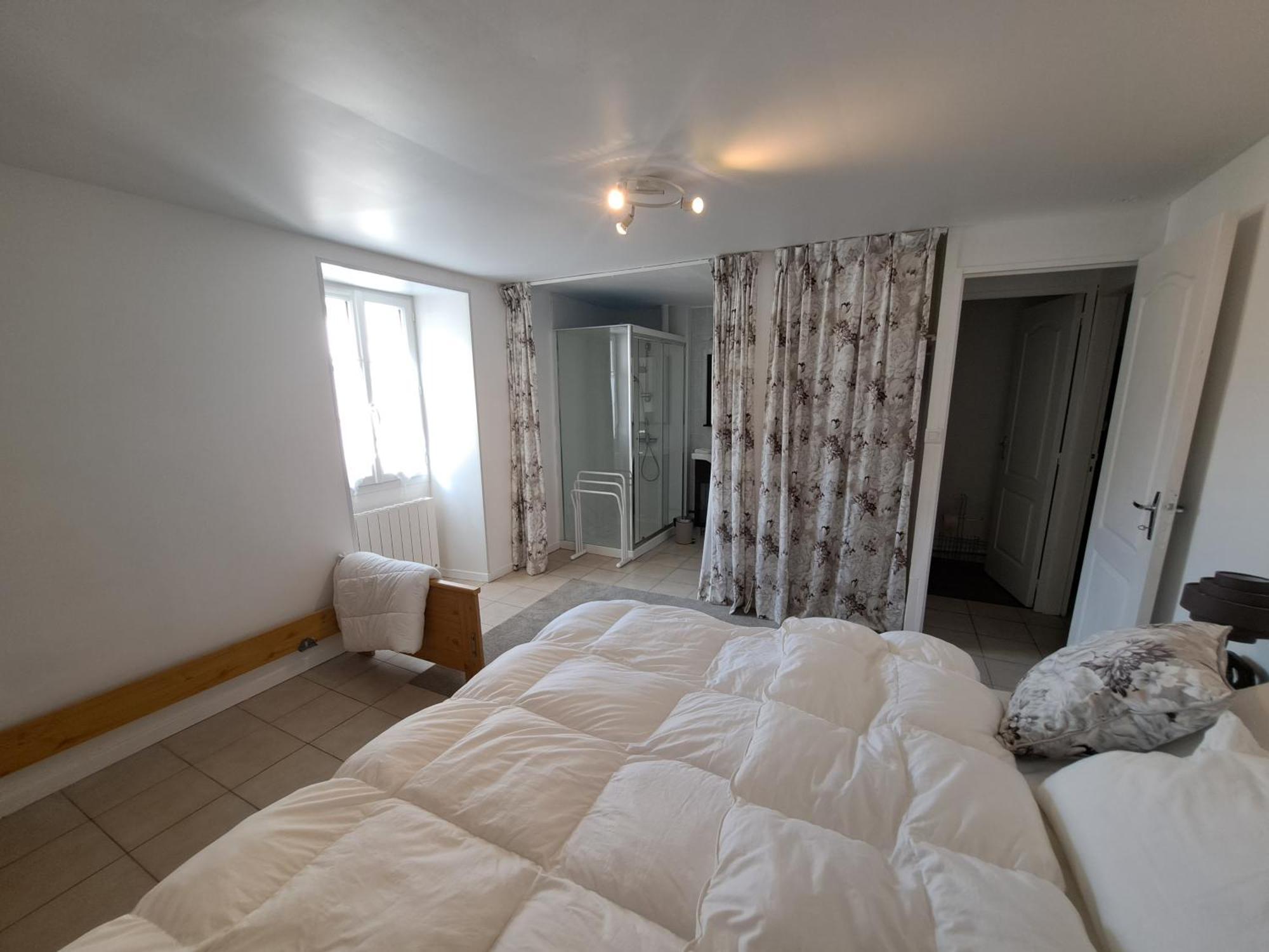 Bed and Breakfast Domaine De La Briouse Sanxay Екстер'єр фото
